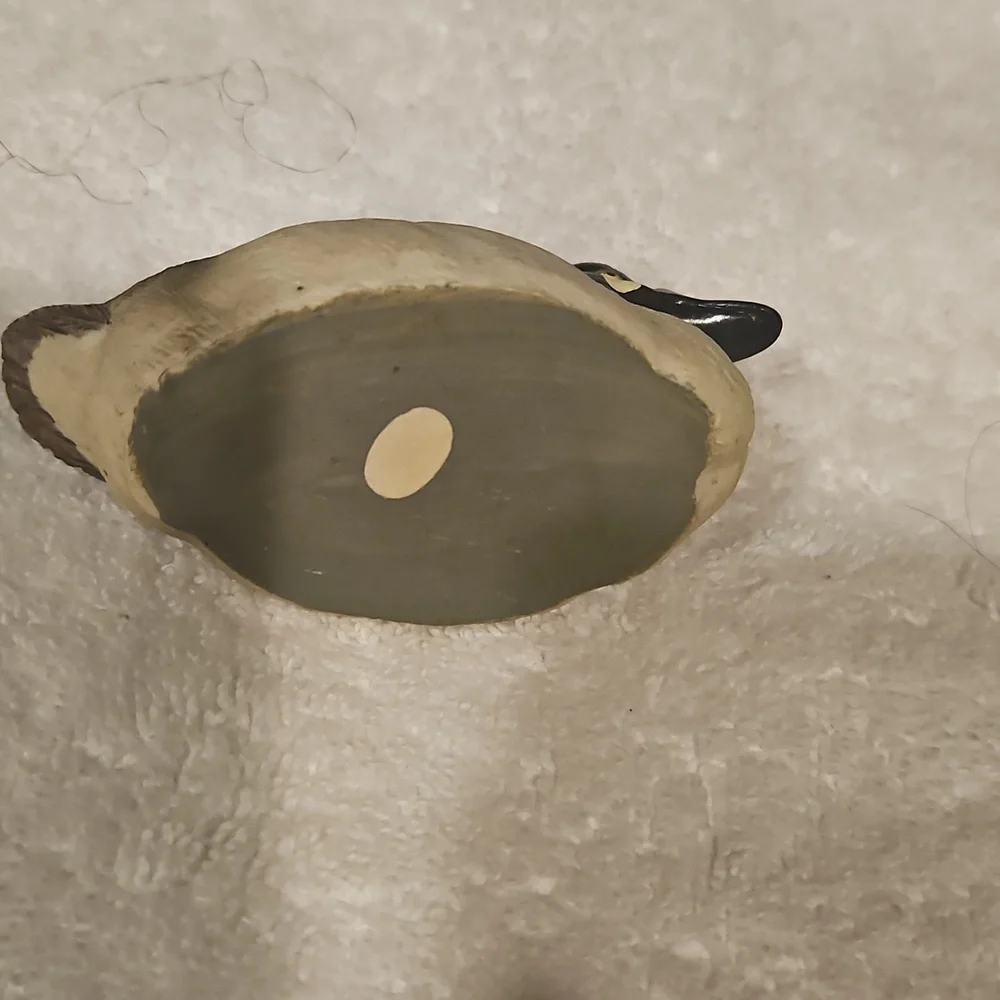 Small Ceranic 2 Inch Hand PaintedGoldeneye Duck